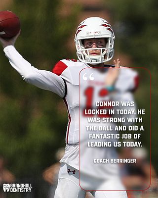 Portrait-oriented quote graphic template with a flex blur effect, featuring a large text area for quotes, player photo background, and logo position at the bottom.