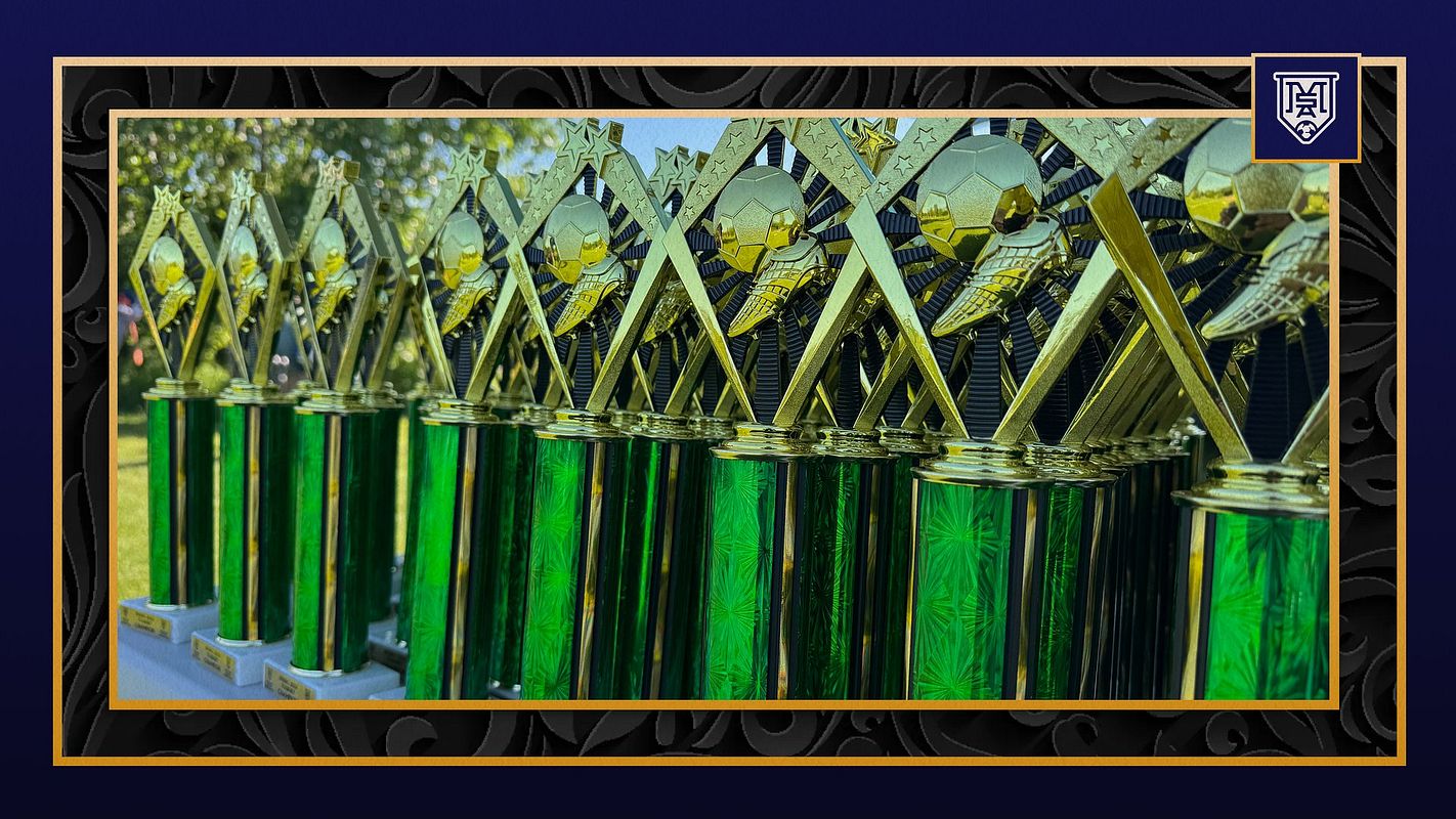 Real-world Multi-Format Frame (Award Series) graphic